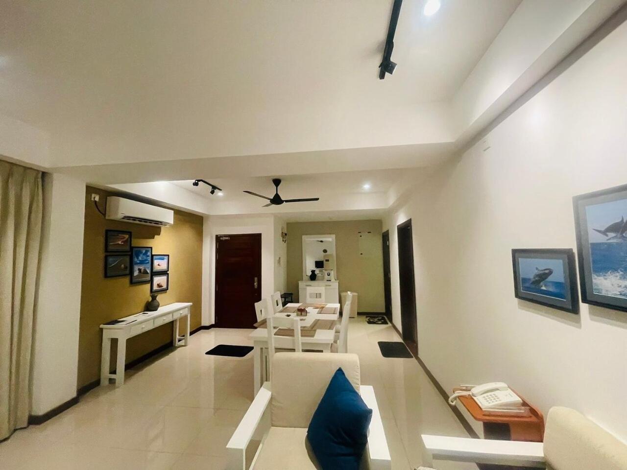 Trincomalee Ocean Front Condos Екстер'єр фото