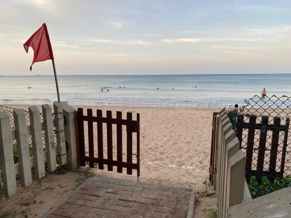 Trincomalee Ocean Front Condos Екстер'єр фото